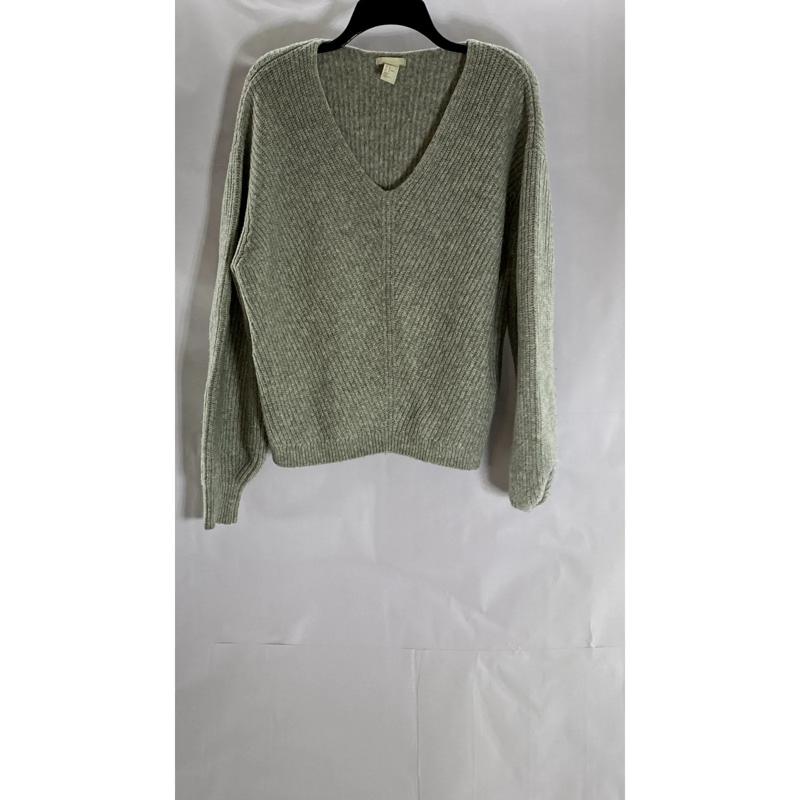 H&M Women's Gray V-Neck Rib Knit Pullover Sweater SZ M