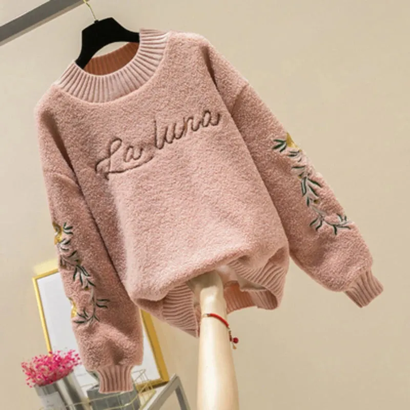 Lady Glams Fall Winter O-Neck Lambswool Pullover - A Cozy Embroidered Sweatshirt for Ladies
