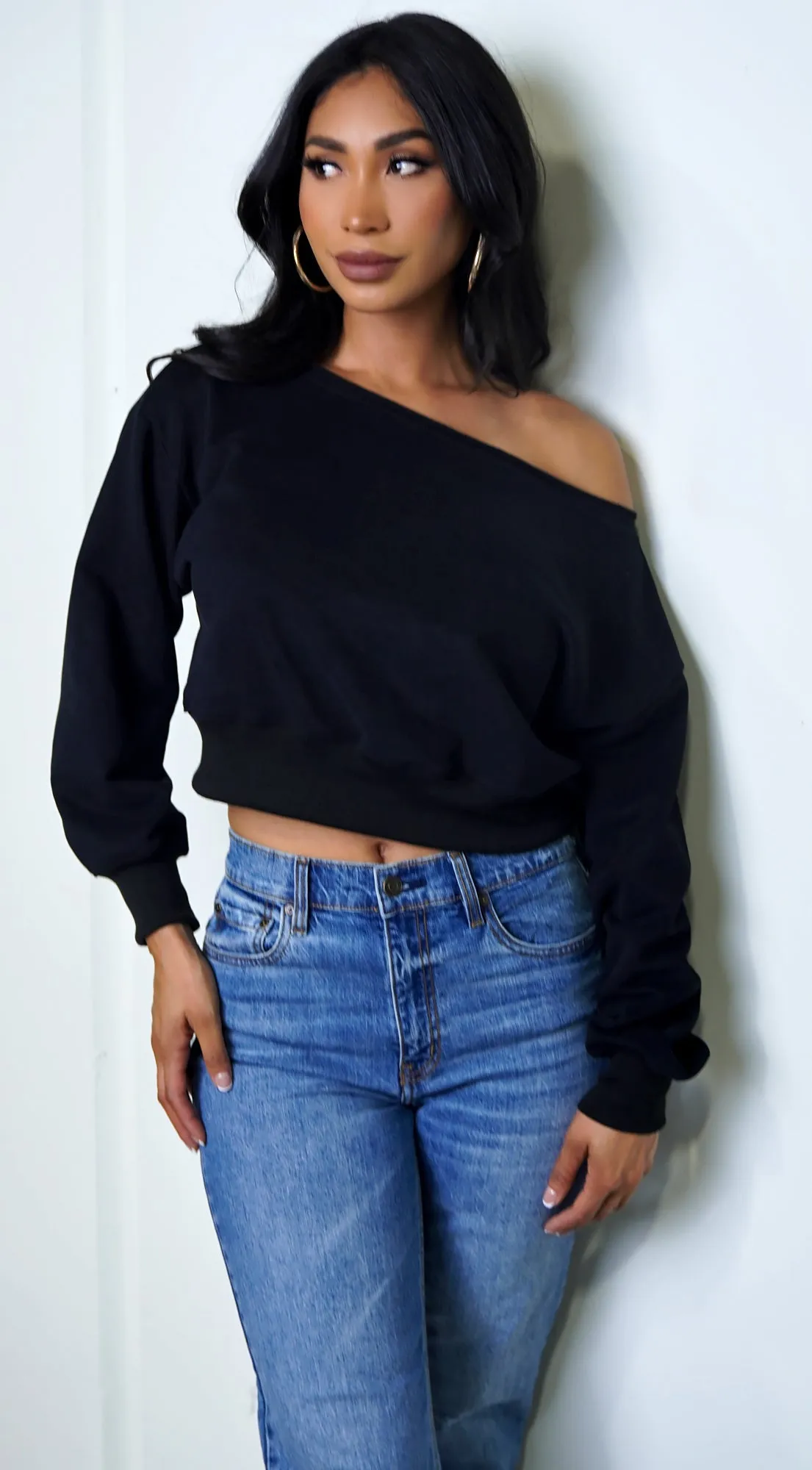 Lydi Off Shoulder Sweater Top - Black