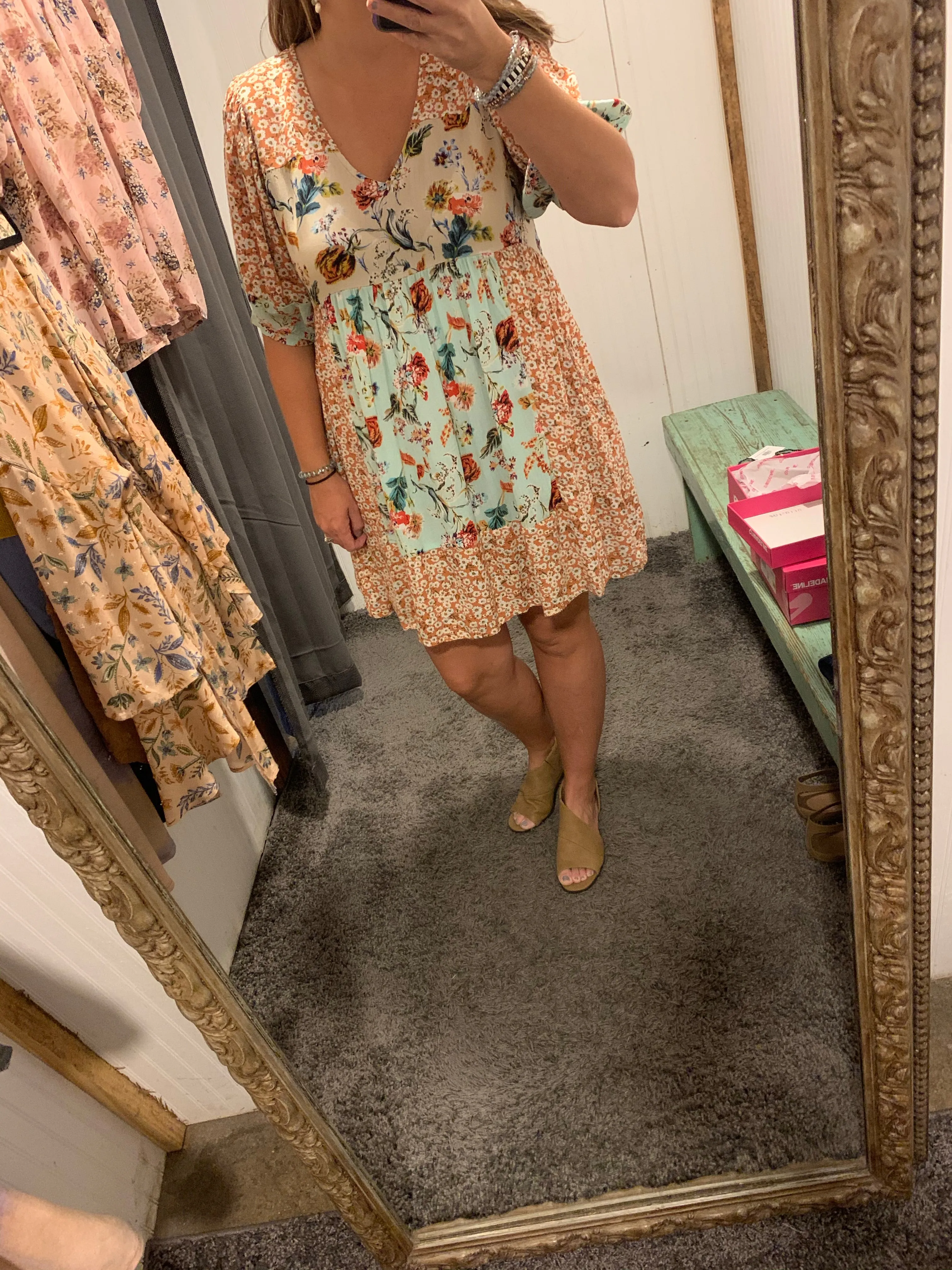 Mixed Floral Print V-neck Babydoll Dress with Half Balloon Sleeves & Pockets