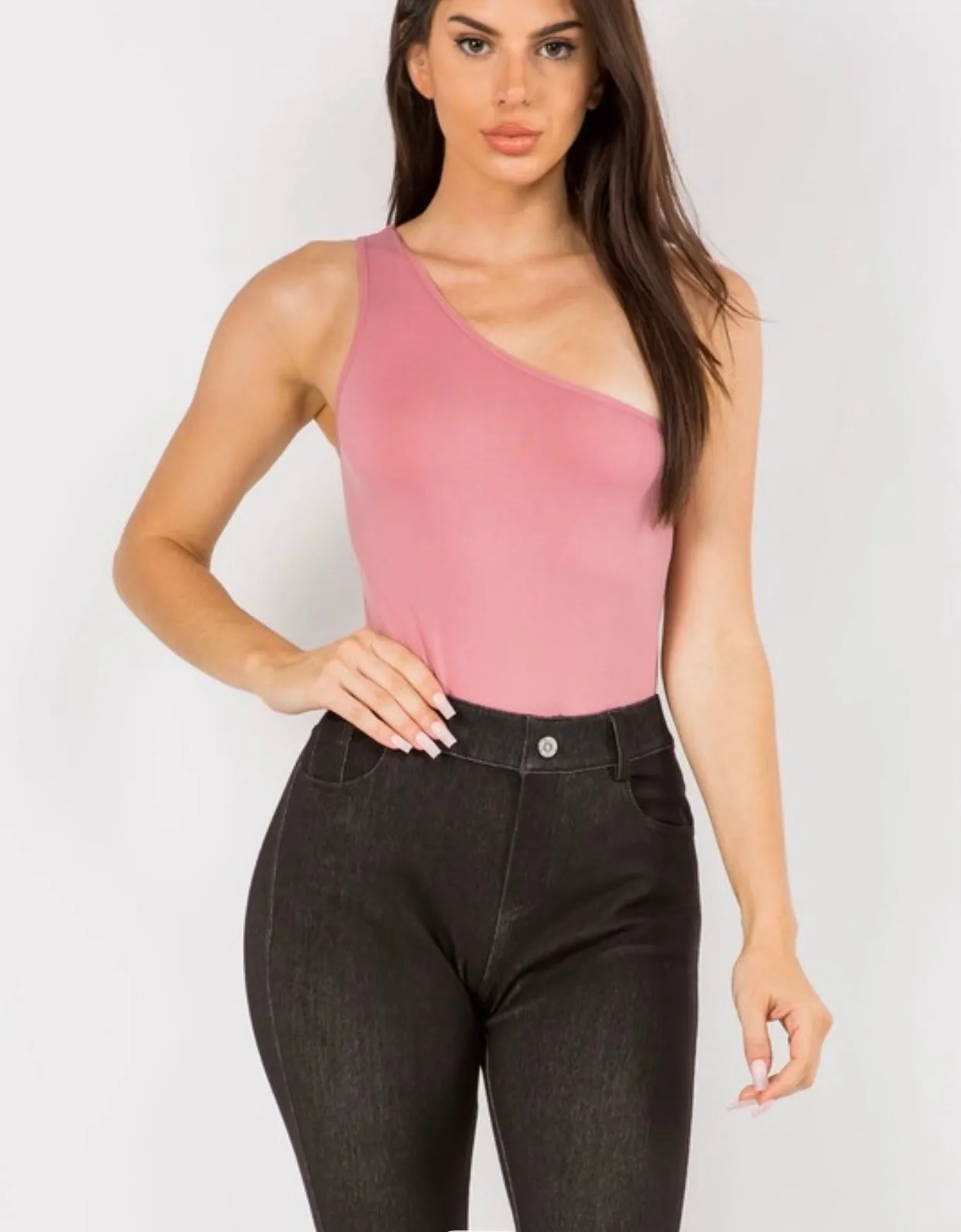 ONE SHOULDER DESIGN BODYSUIT