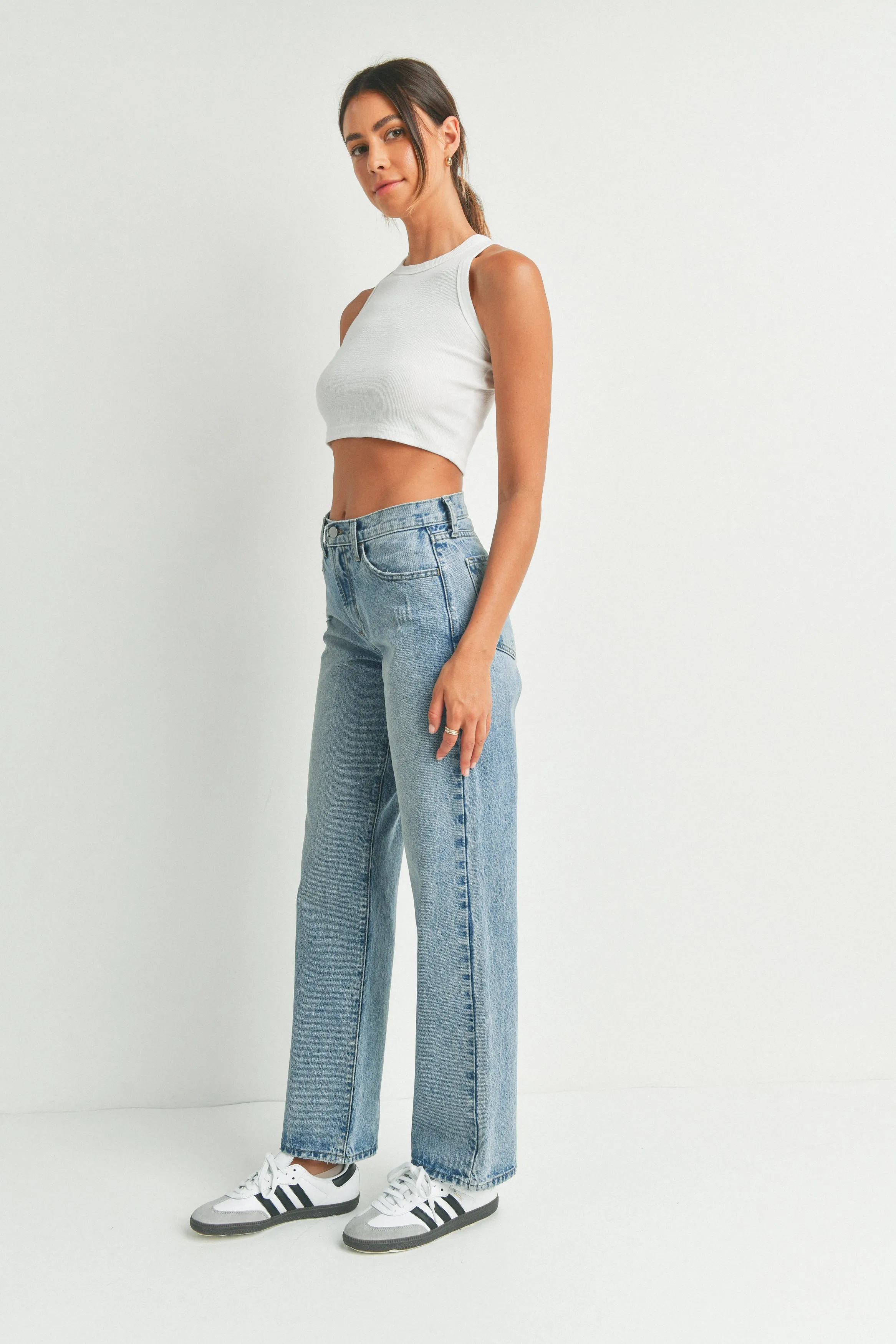 Relaxed Straight