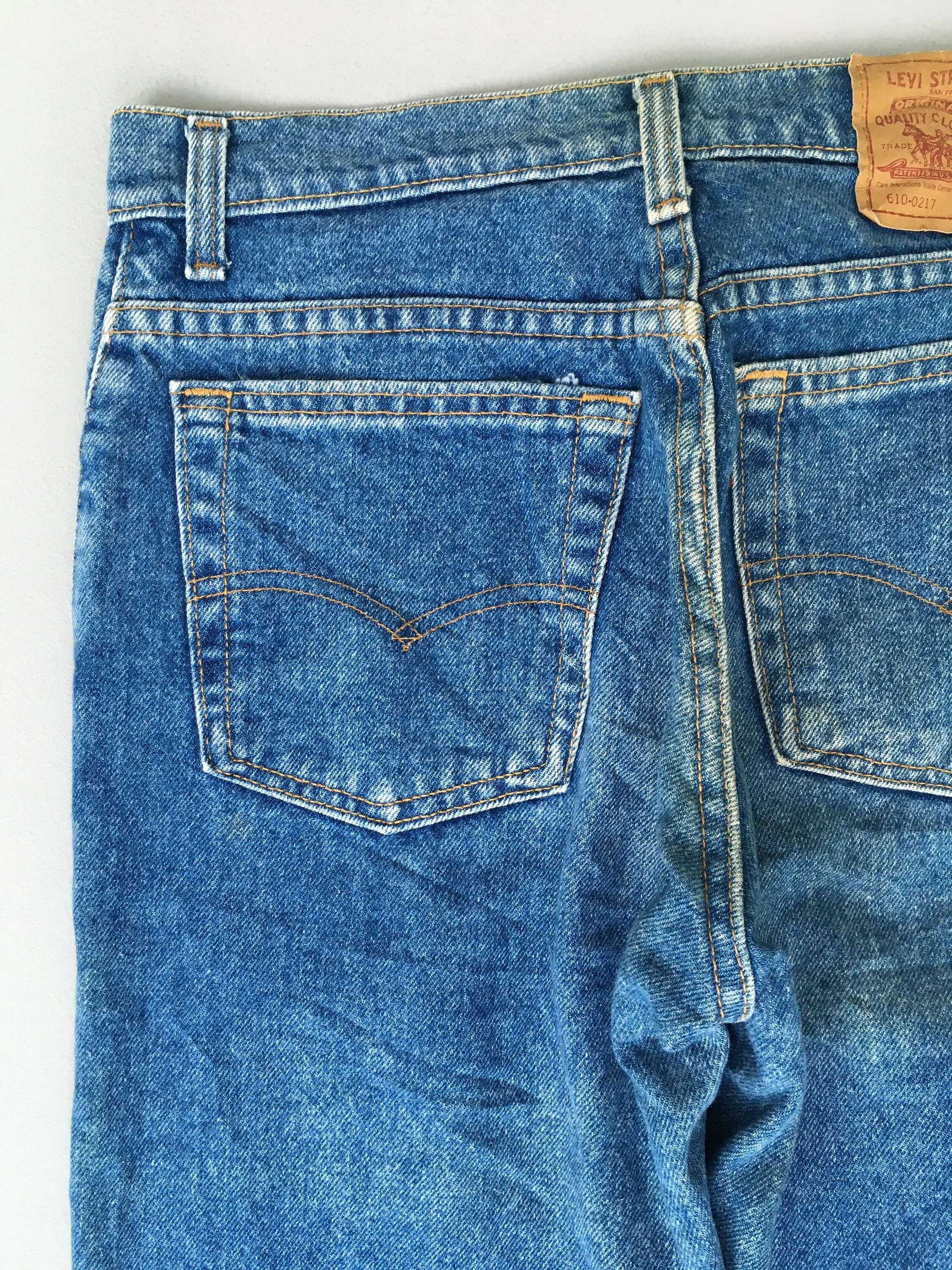 Size 27x31 Levi's 610 Light Blue Jeans